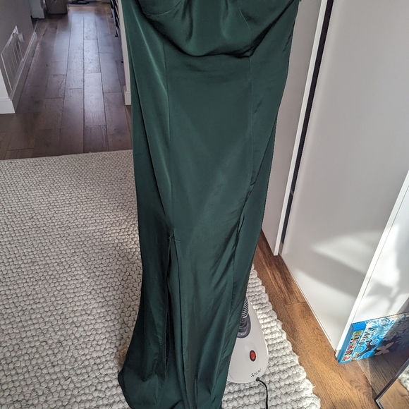 NBD one shoulder Evan Gown - Picture 7 of 8
